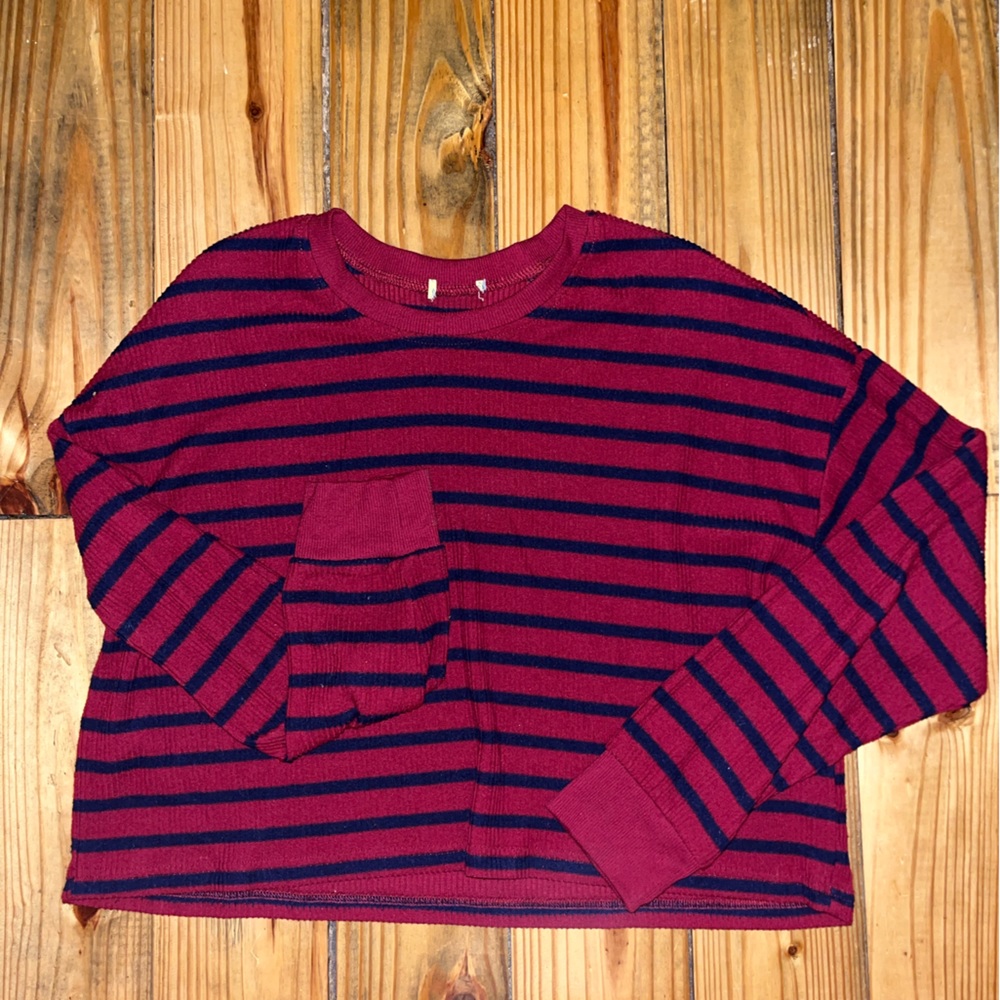 Red and black striped long sleeve cropped shirt